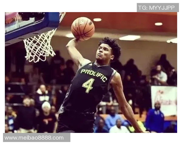 杰伦格林：从NBA新星到篮球巨星的成长之路与未来展望