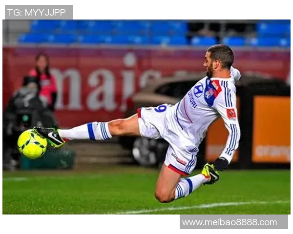 特鲁瓦与洛里昂激战正酣比赛结果揭晓精彩瞬间回顾